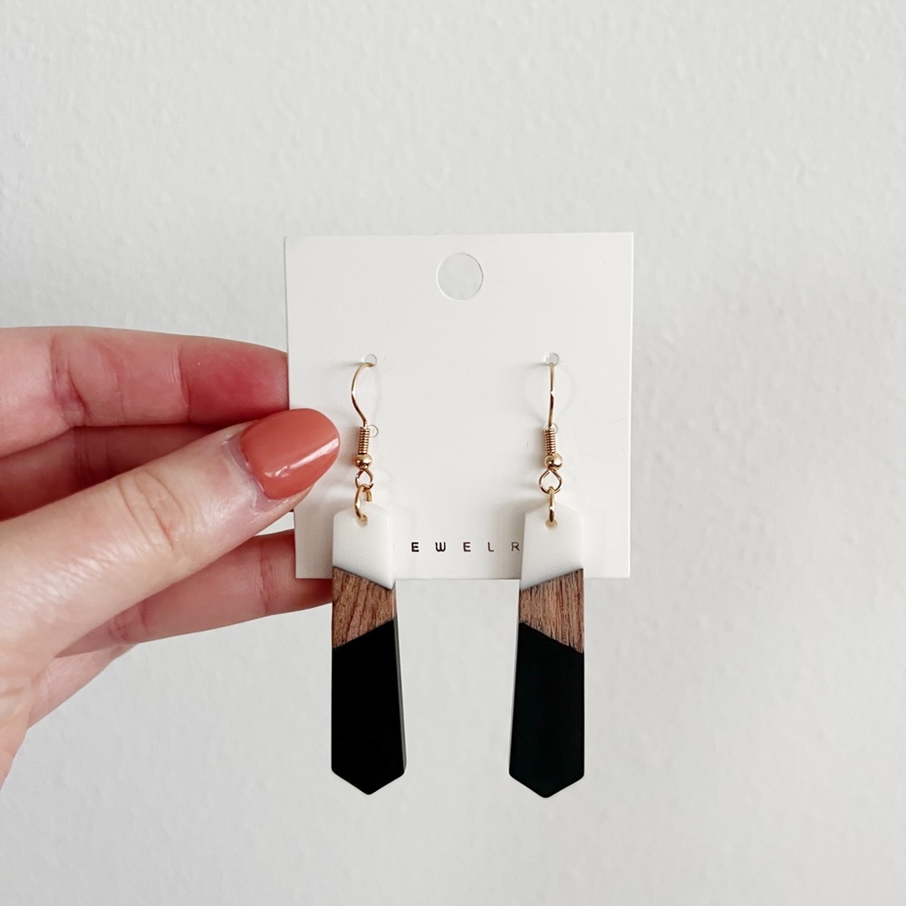 Geometric Wood Dangle Earrings - Picture 4 of 11